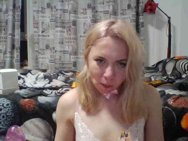 LeliaMercedes webcam