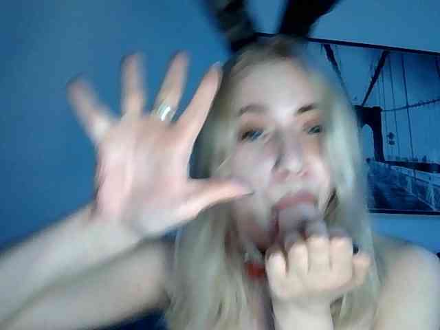 LeliaMercedes webcam