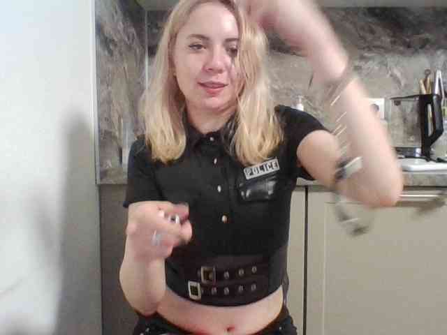 LeliaMercedes webcam