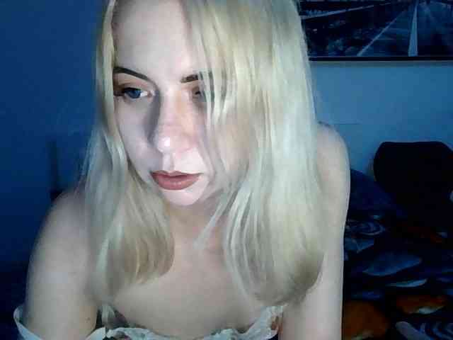 LeliaMercedes webcam