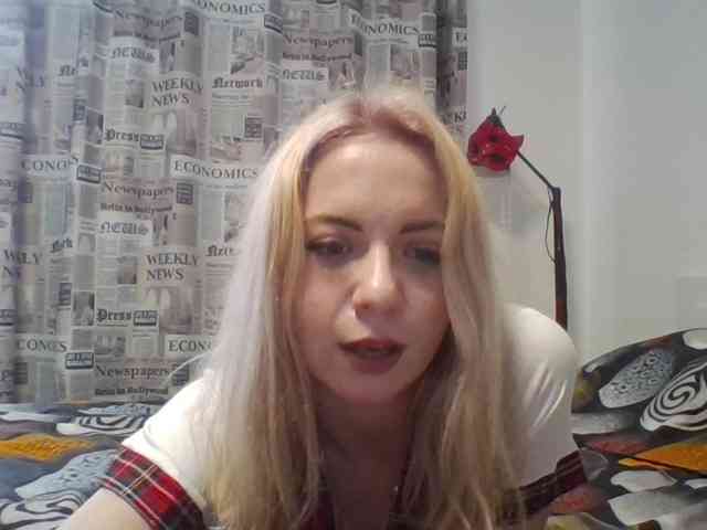 LeliaMercedes webcam