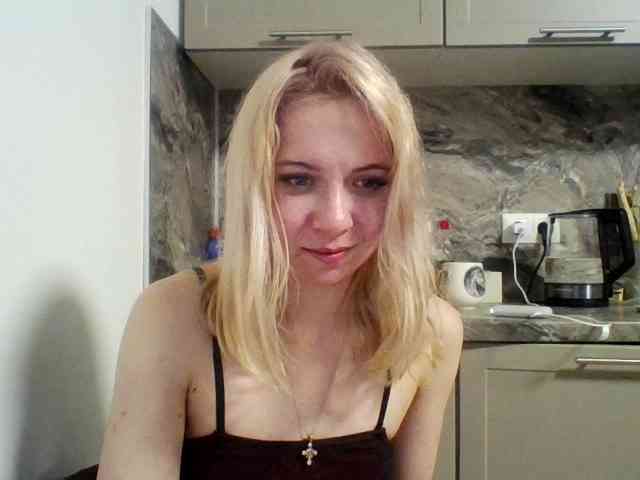 LeliaMercedes webcam