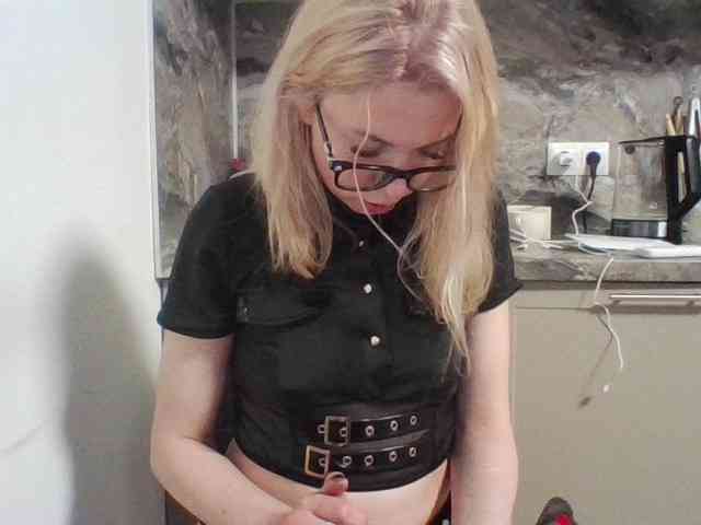 LeliaMercedes webcam