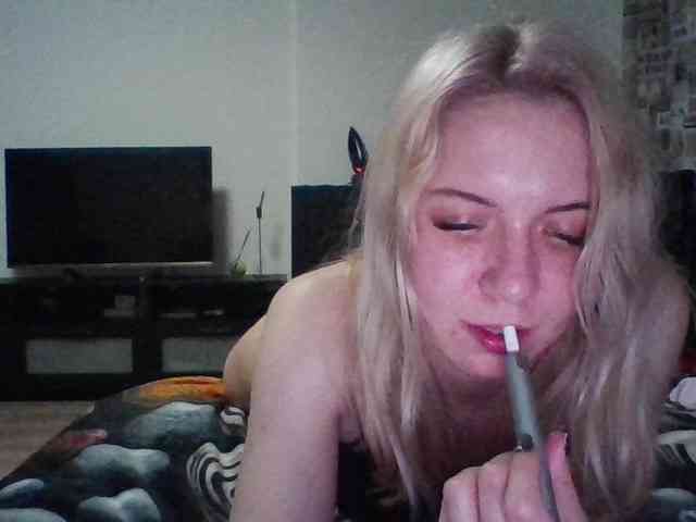 LeliaMercedes webcam