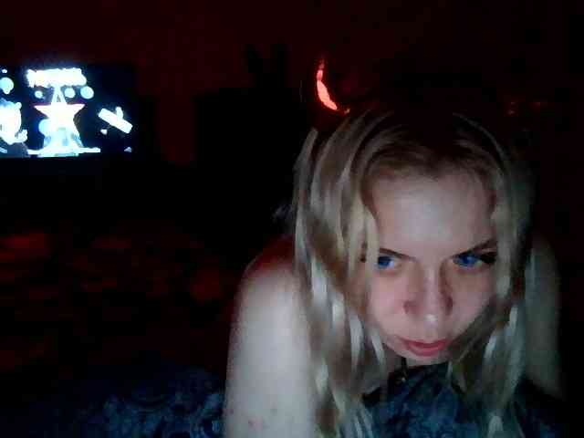 LeliaMercedes webcam