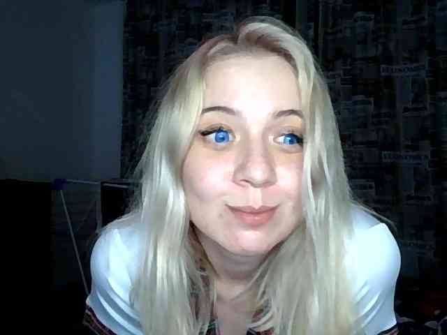 LeliaMercedes webcam