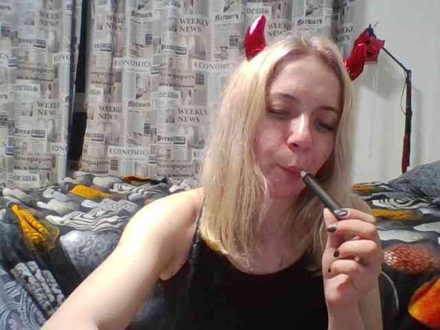 LLeliaMercedes LLeliaMercedes