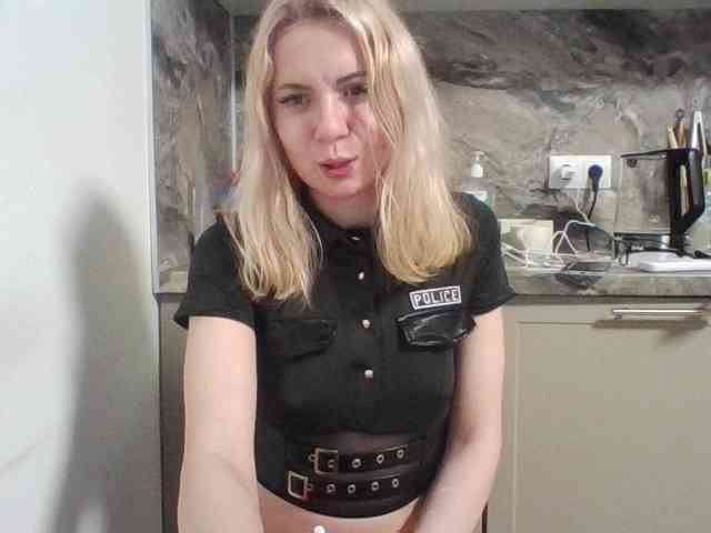 LeliaMercedes webcam