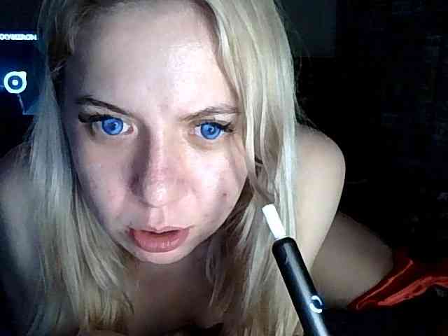 LeliaMercedes webcam