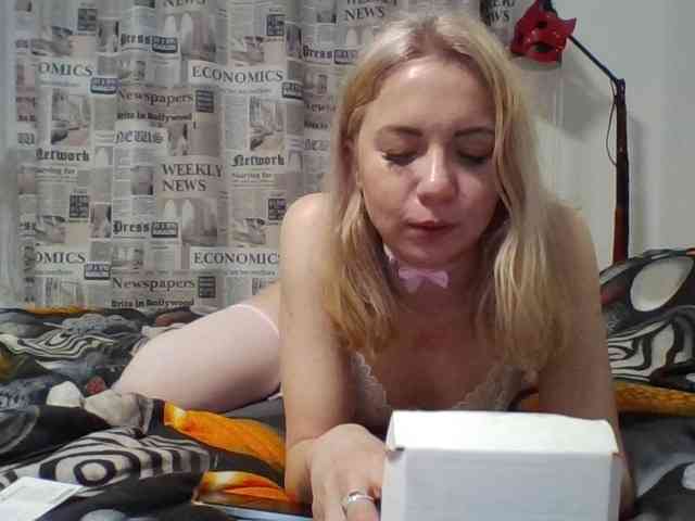 LeliaMercedes webcam