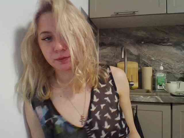 LLeliaMercedes webcam