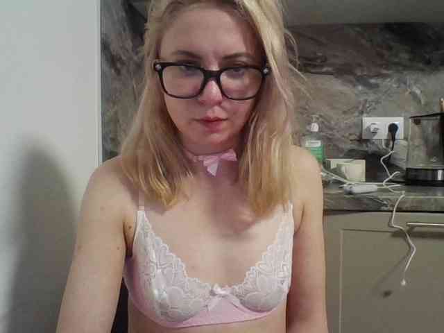 LeliaMercedes webcam