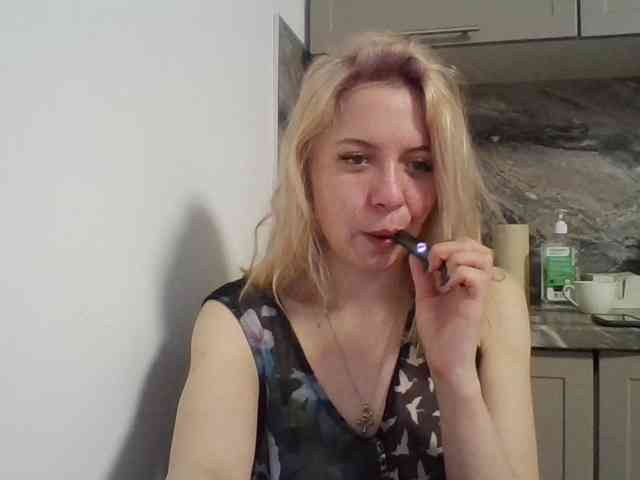 LLeliaMercedes webcam