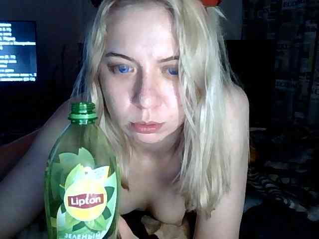 LeliaMercedes webcam