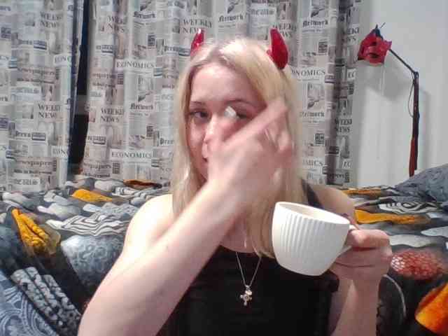 LeliaMercedes webcam