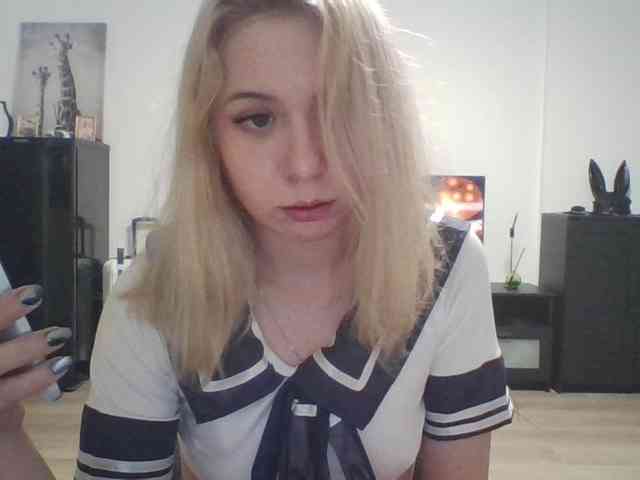 LLeliaMercedes webcam