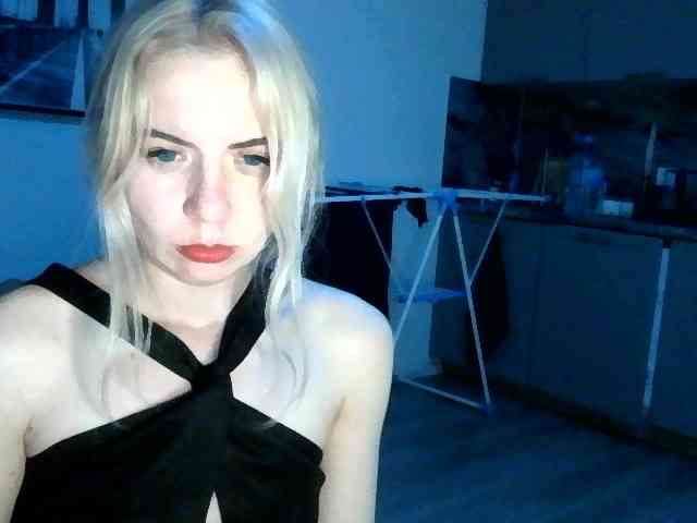 LeliaMercedes webcam