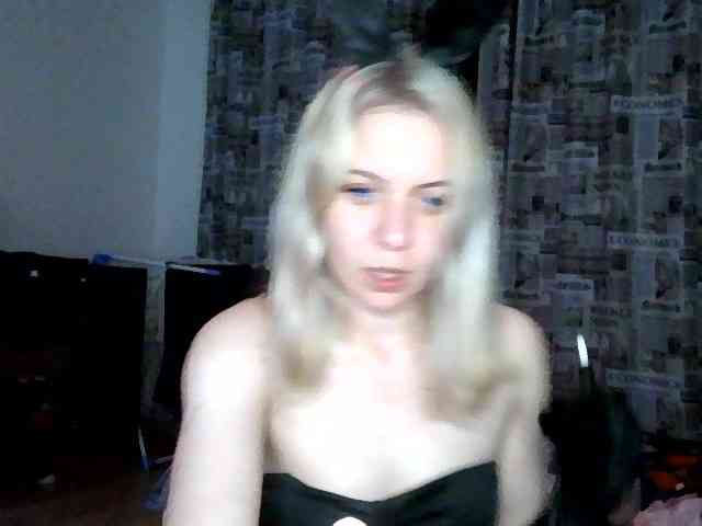 LeliaMercedes webcam