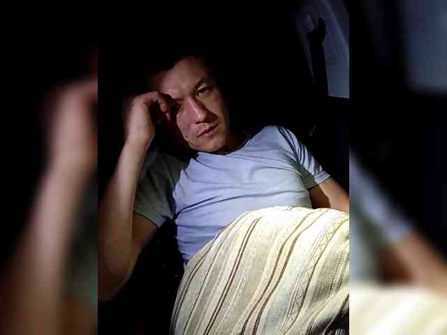 EVGENIi341 Live Webcam on BongaCams