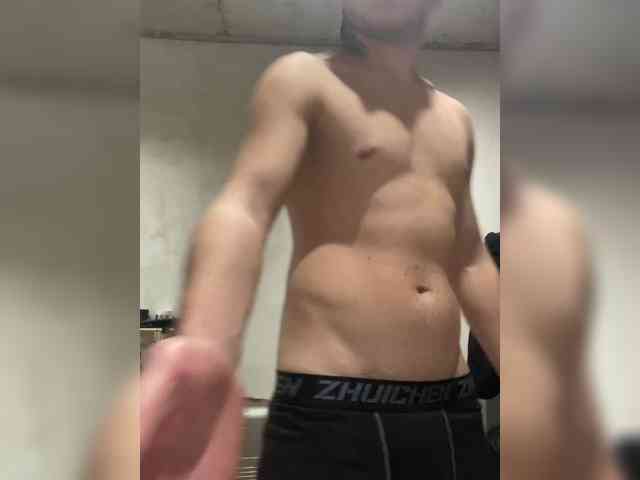 Denis-205 Live Webcam on BongaCams