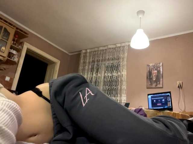 babybloonde's BongaCams show and profile