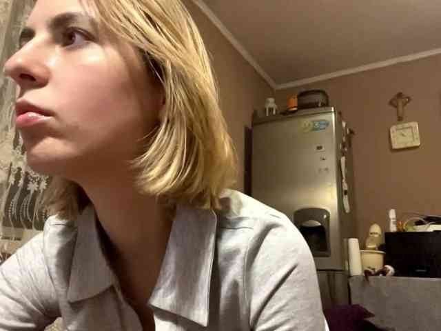 babybloonde Live Webcam on BongaCams