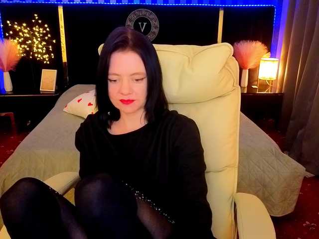 IngritTass's BongaCams show and profile