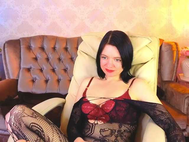 IngritTass free chat on liveonude