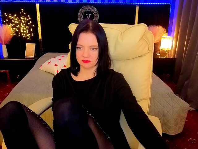 IngritTass's BongaCams show and profile