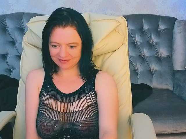 IngritTass's BongaCams show and profile