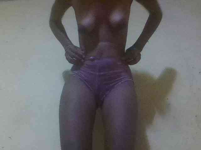 Maevah Live Webcam on BongaCams