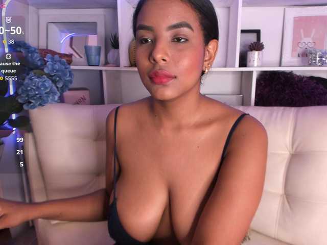 Irinaf's BongaCams show and profile