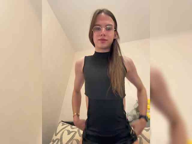 Nicollaa Live Webcam on BongaCams