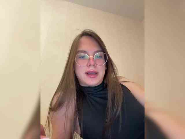 Nicollaa Live Webcam on BongaCams