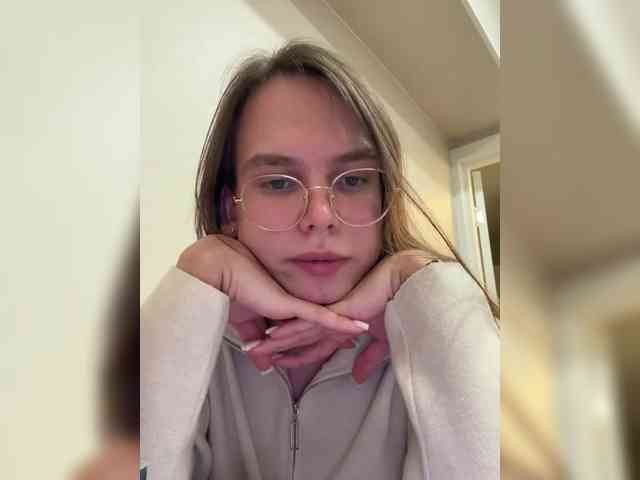 Nicollaa Live Webcam on BongaCams