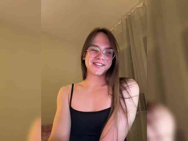 Nicollaa Live Webcam on BongaCams