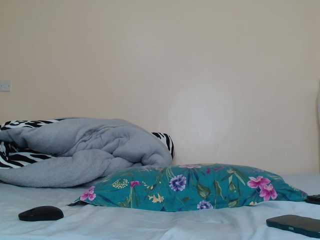 Tasty-Tamara webcam bongacams model stream image