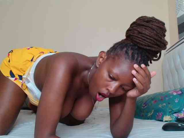 Tasty-Tamara Live Webcam on BongaCams