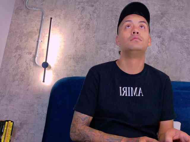 Tommy-Blue Tommy-Blue