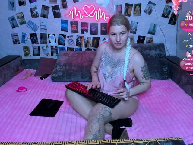 Ulya11Cutex's BongaCams show and profile