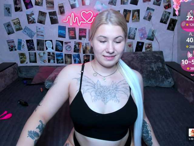 Ulya11Cutex's BongaCams show and profile