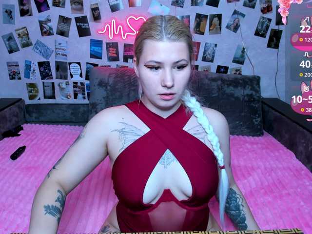 Ulya11Cutex's BongaCams show and profile