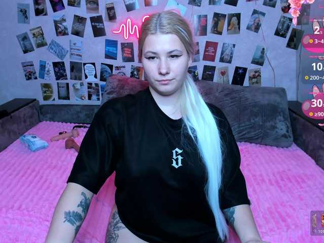 Ulya11Cutex's BongaCams show and profile