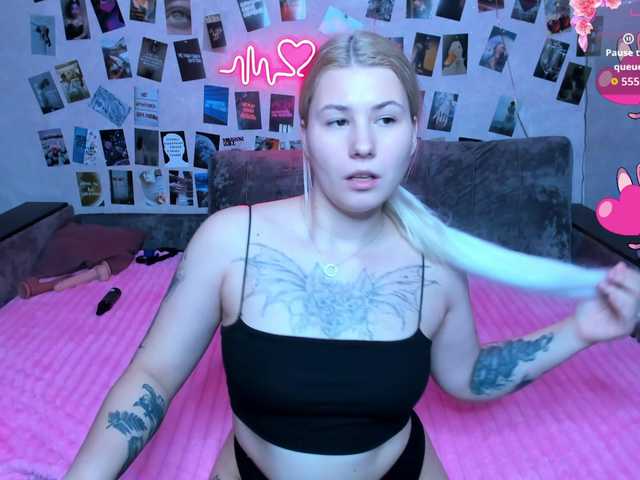 Ulya11Cutex's BongaCams show and profile