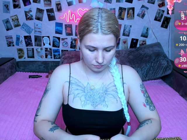 Ulya11Cutex's BongaCams show and profile