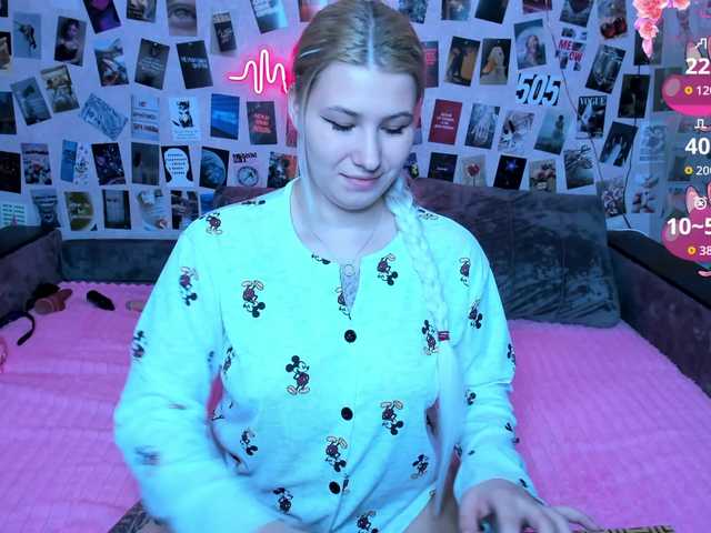 Ulya11Cutex's BongaCams show and profile