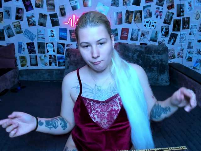 Ulya11Cutex's BongaCams show and profile