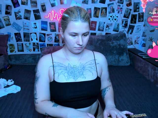 Ulya11Cutex's BongaCams show and profile