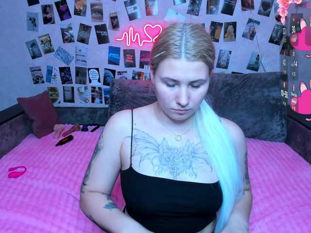 Ulya11Cutex's BongaCams show and profile