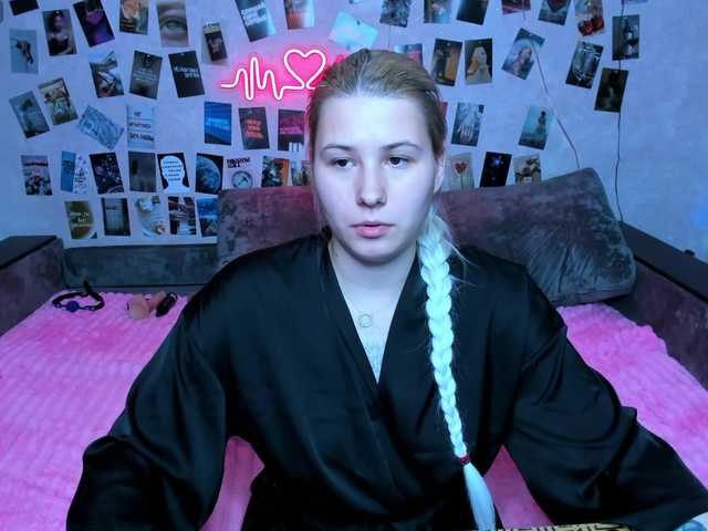 Ulya11Cutex's BongaCams show and profile